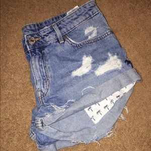SOLD adorable shorts